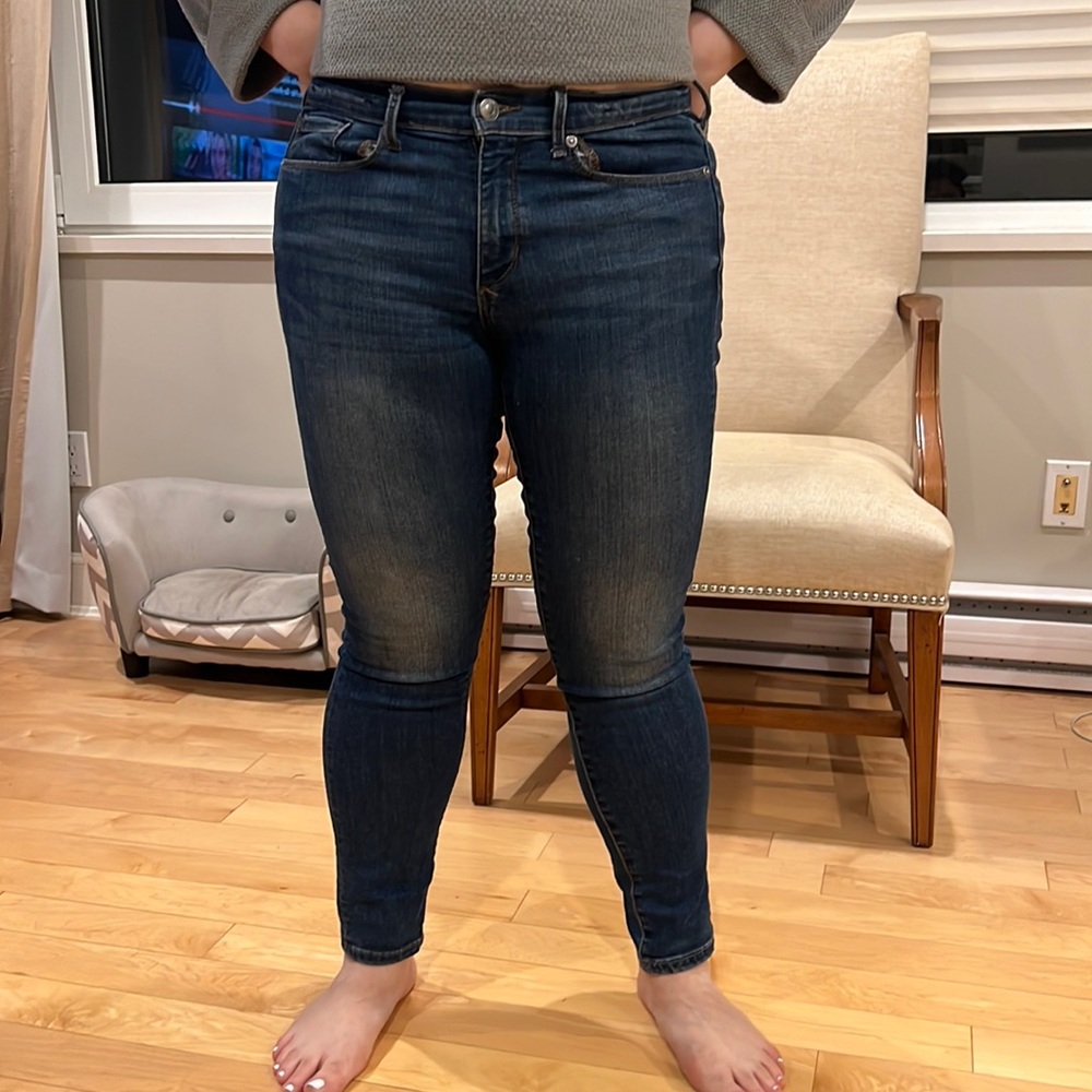 skinny jeans